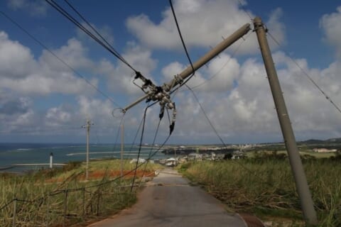 台風で停電発生！いざというときに慌てないために企業がとるべき対策